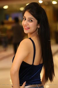 Kashish Vohra High Definition