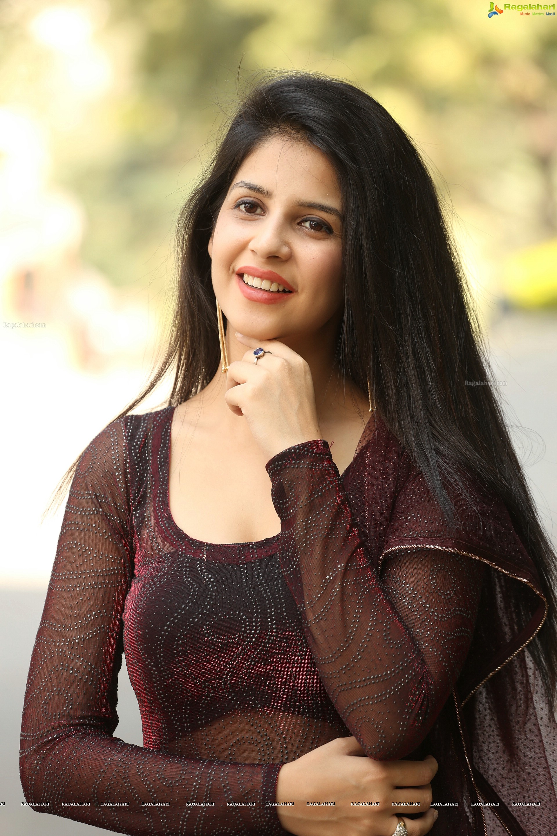 Kashish Vohra at Sapthagiri LLB Success Meet (High Definition)