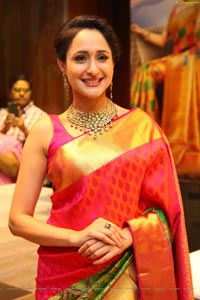 Pragya Jaiswal South India Jewellers