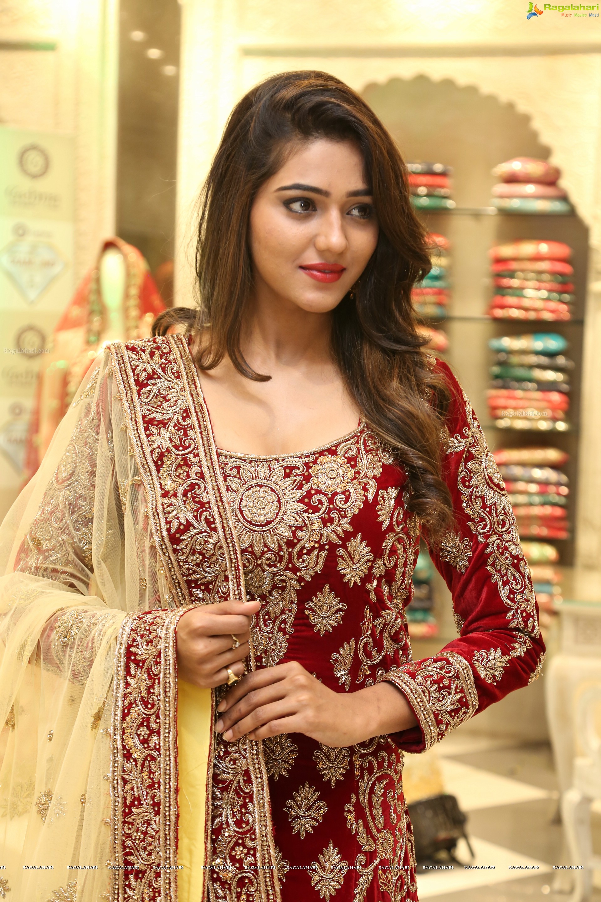 Shalu Chourasiya at Gehna Bridal Collection Launch - HD Gallery