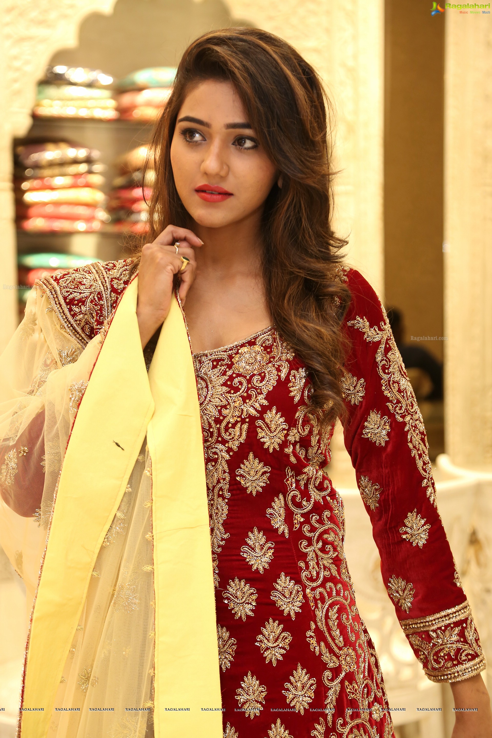 Shalu Chourasiya at Gehna Bridal Collection Launch - HD Gallery