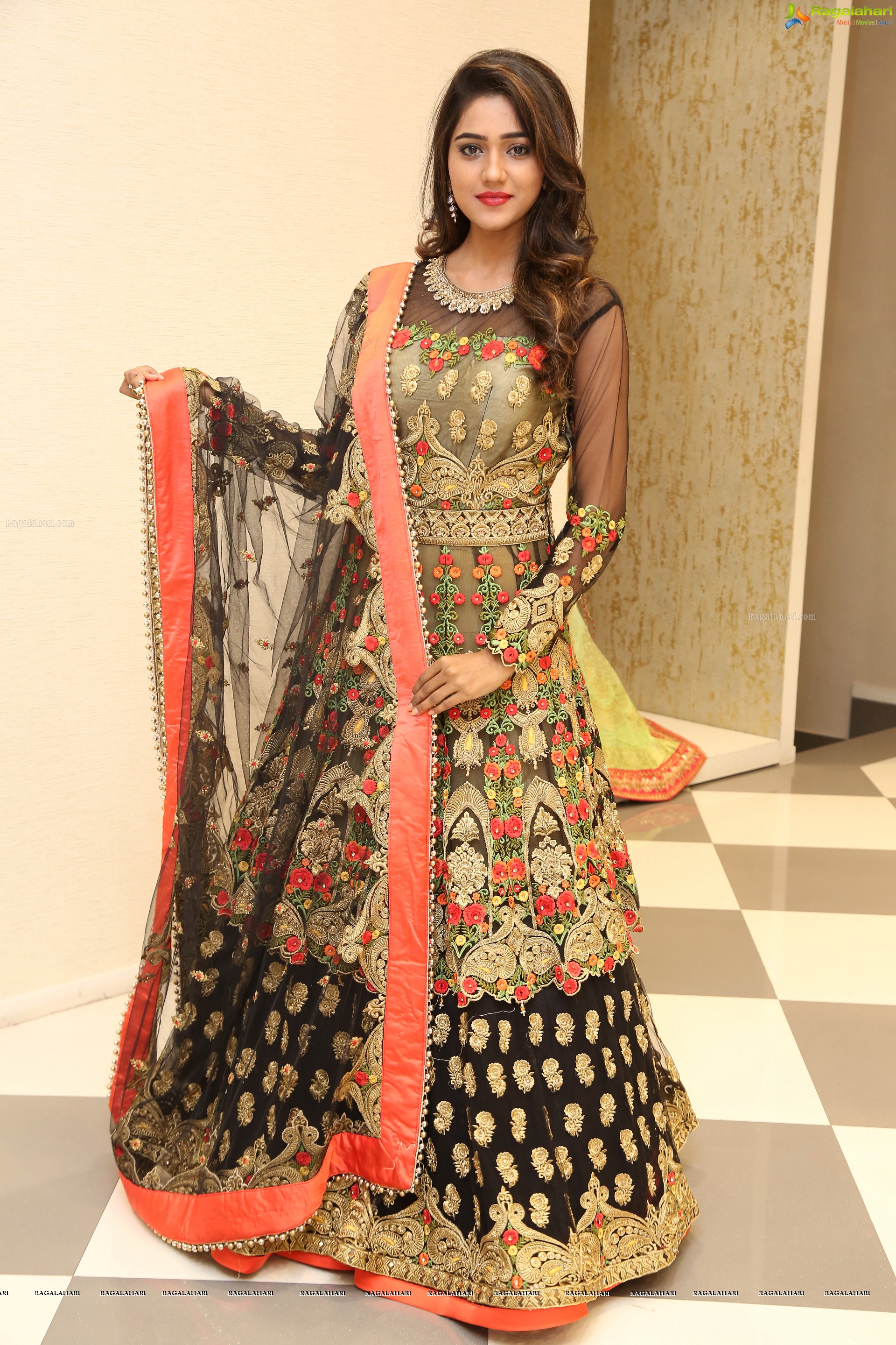 Shalu Chourasiya at Gehna Bridal Collection Launch - HD Gallery