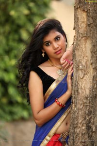 Telugu Heroine Mounika