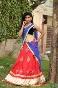 Telugu Heroine Mounika