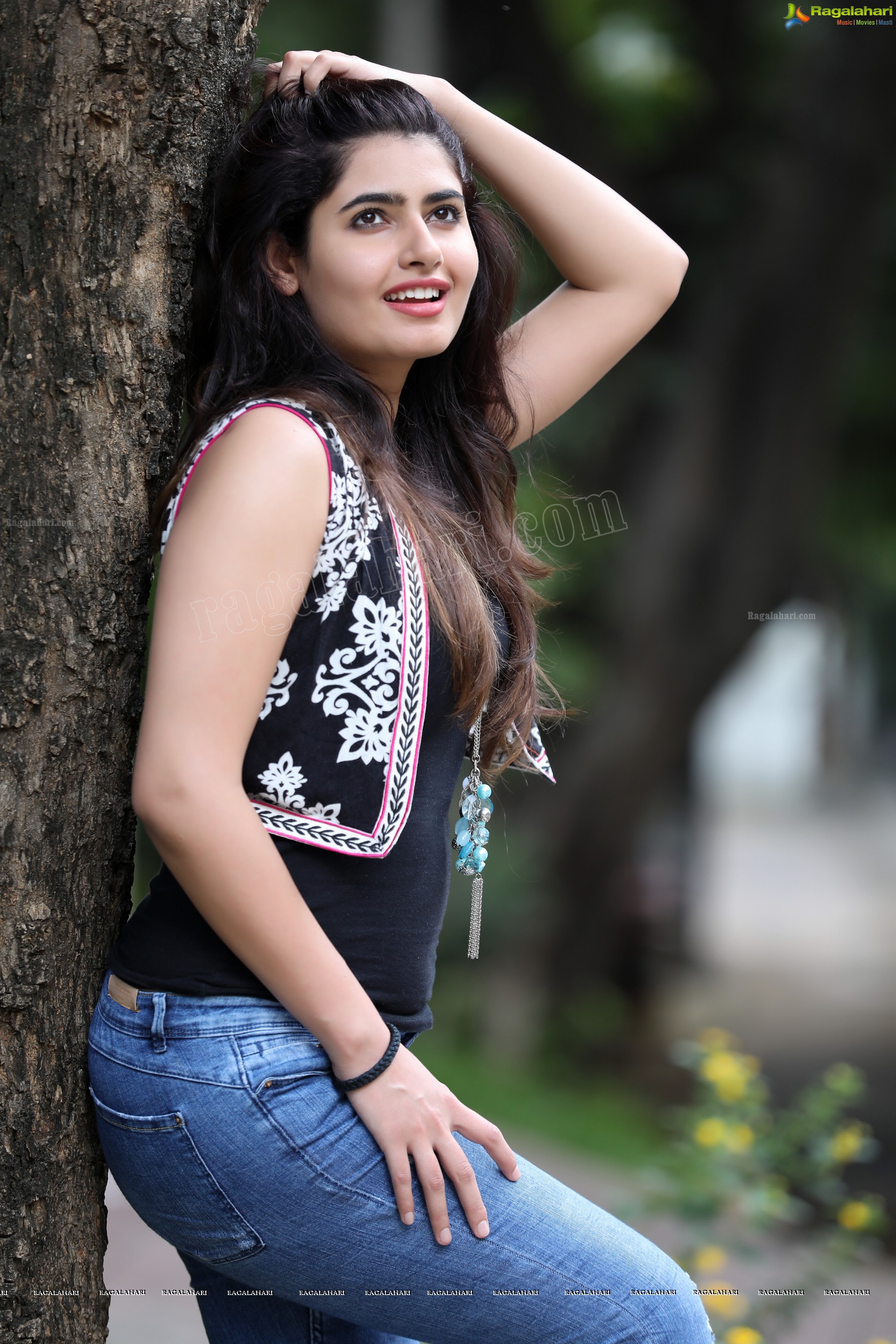 Ashima Narwal (Exclusive) (High Definition)