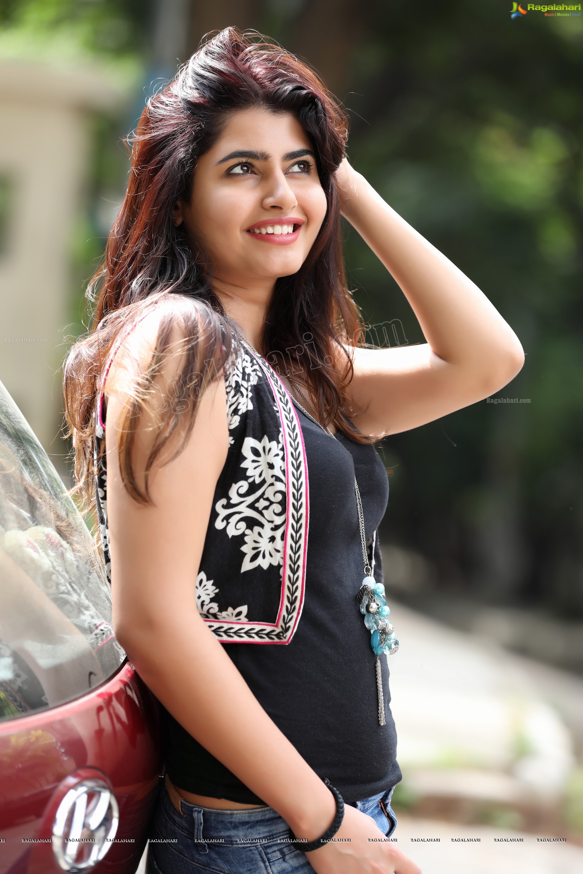 Ashima Narwal (Exclusive) (High Definition)