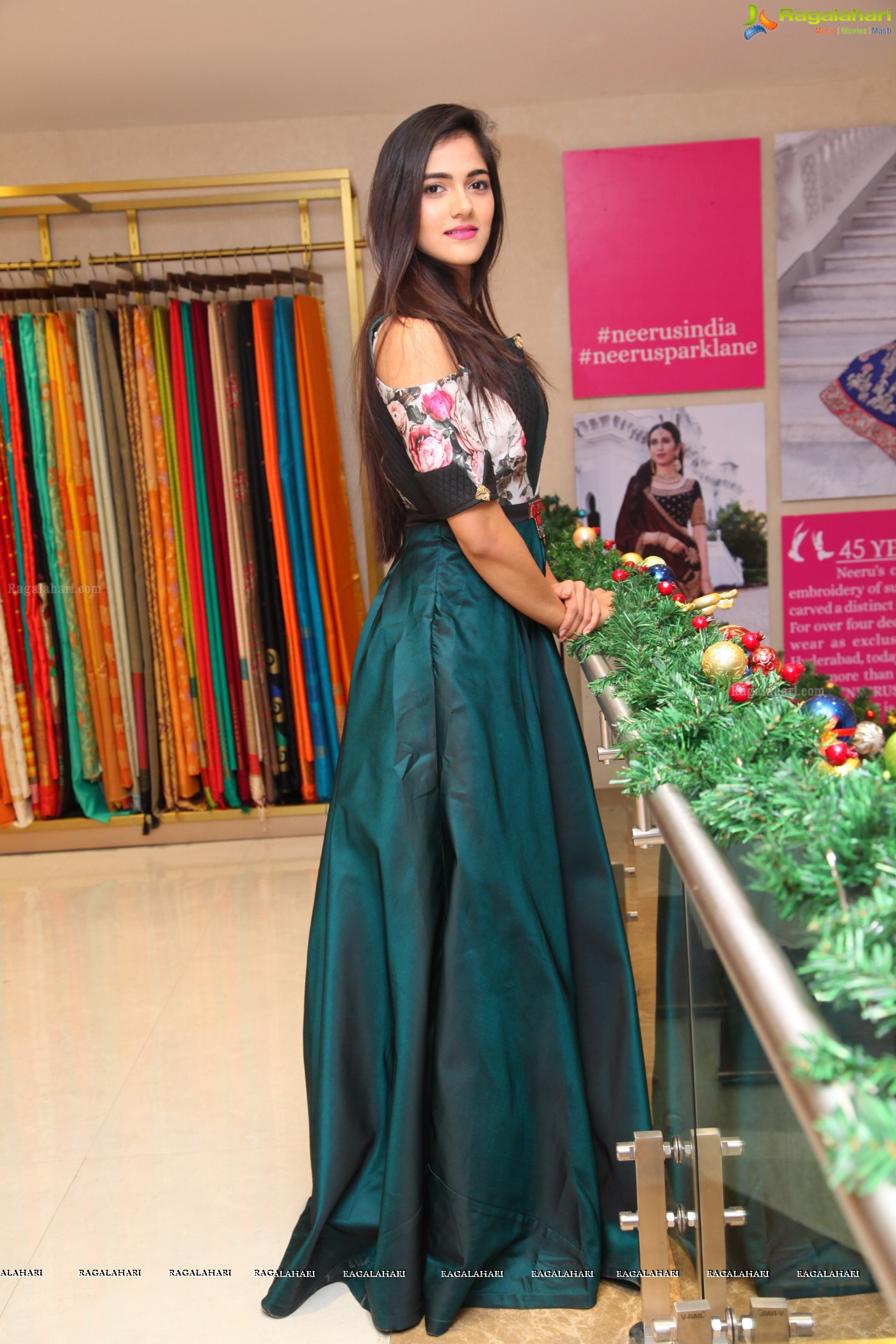 Simran Choudhary at Neeru's Exclusive Showroom Launch, Secunderabad (Posters)