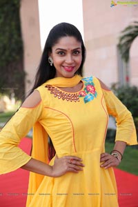 Angana Roy Images