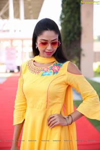 Angana Roy Images