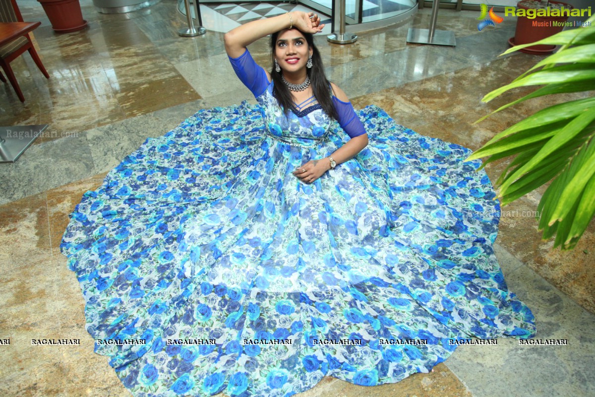Priya Naidu at Hi Life Luxury Exhibition Dec 2017 Curtain Raiser