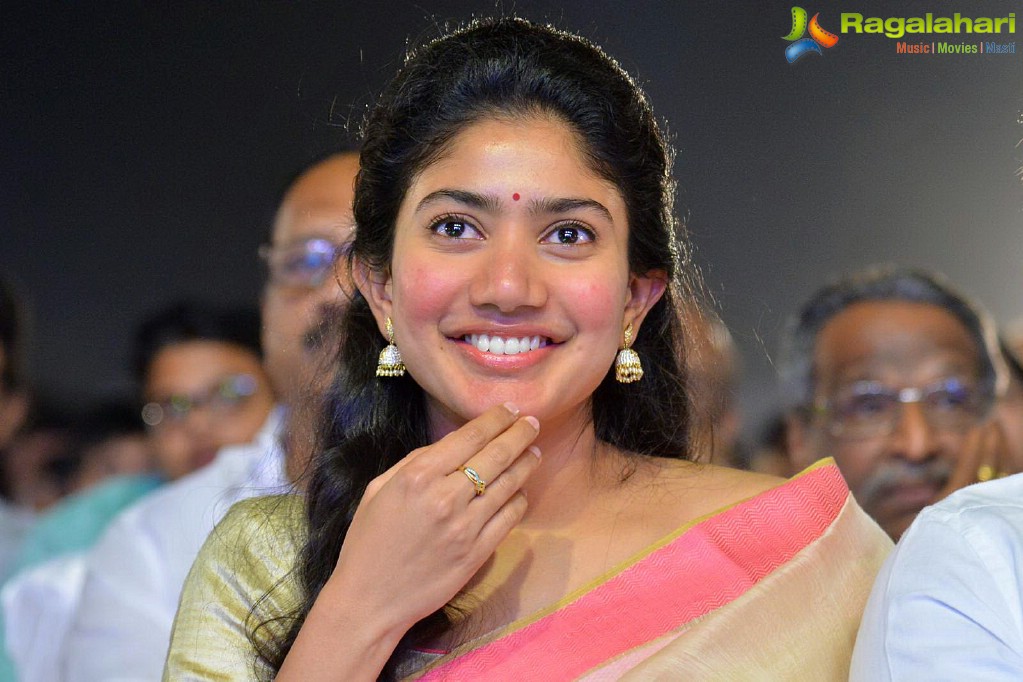 Sai Pallavi at MCA Pre-Release Event