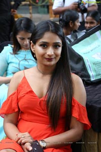 Sandhya Raju