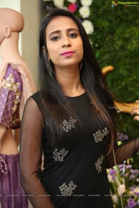 Vidya Indurkar Telugu Heroine