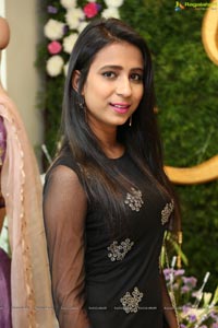 Vidya Indurkar Telugu Heroine