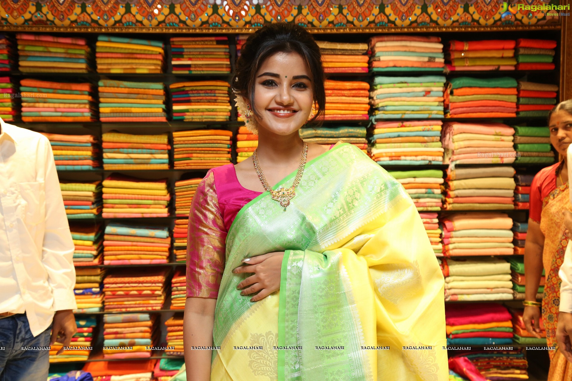 Anupama Parameswaran @ VRK Silks launch - HD Gallery