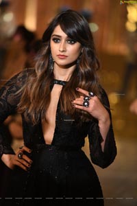 Ileana D’Cruz