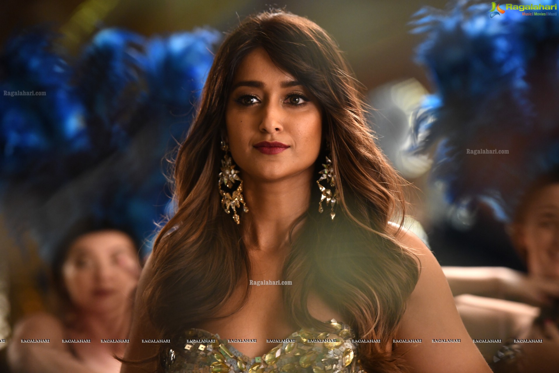 Ileana D’Cruz Elegant Stills From Amar Akbar Anthony - HD Exclusive Photos