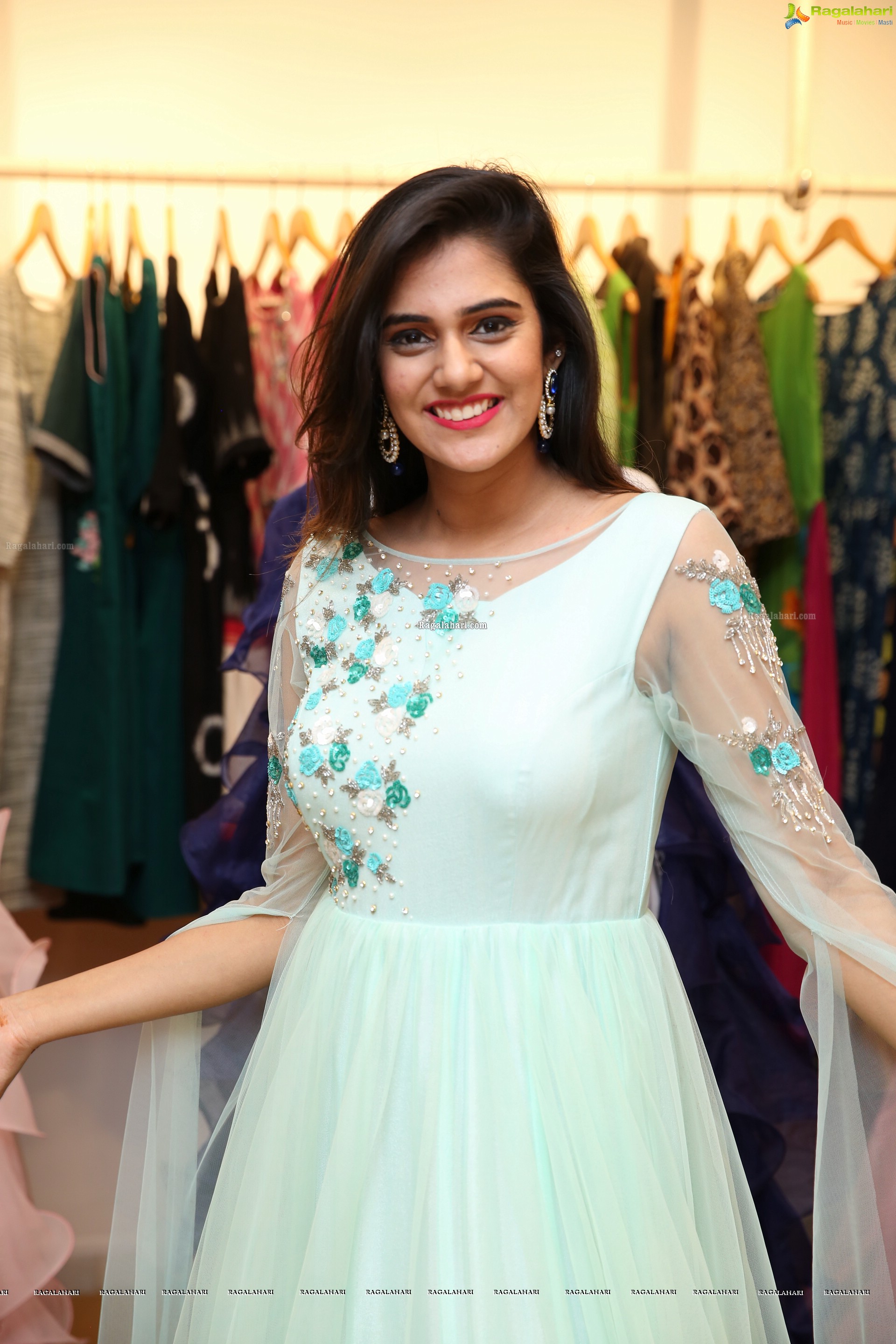 Kritya Sudha Karda @ Deepthi Ganesh's Spectacular Collection Launch - HD Gallery