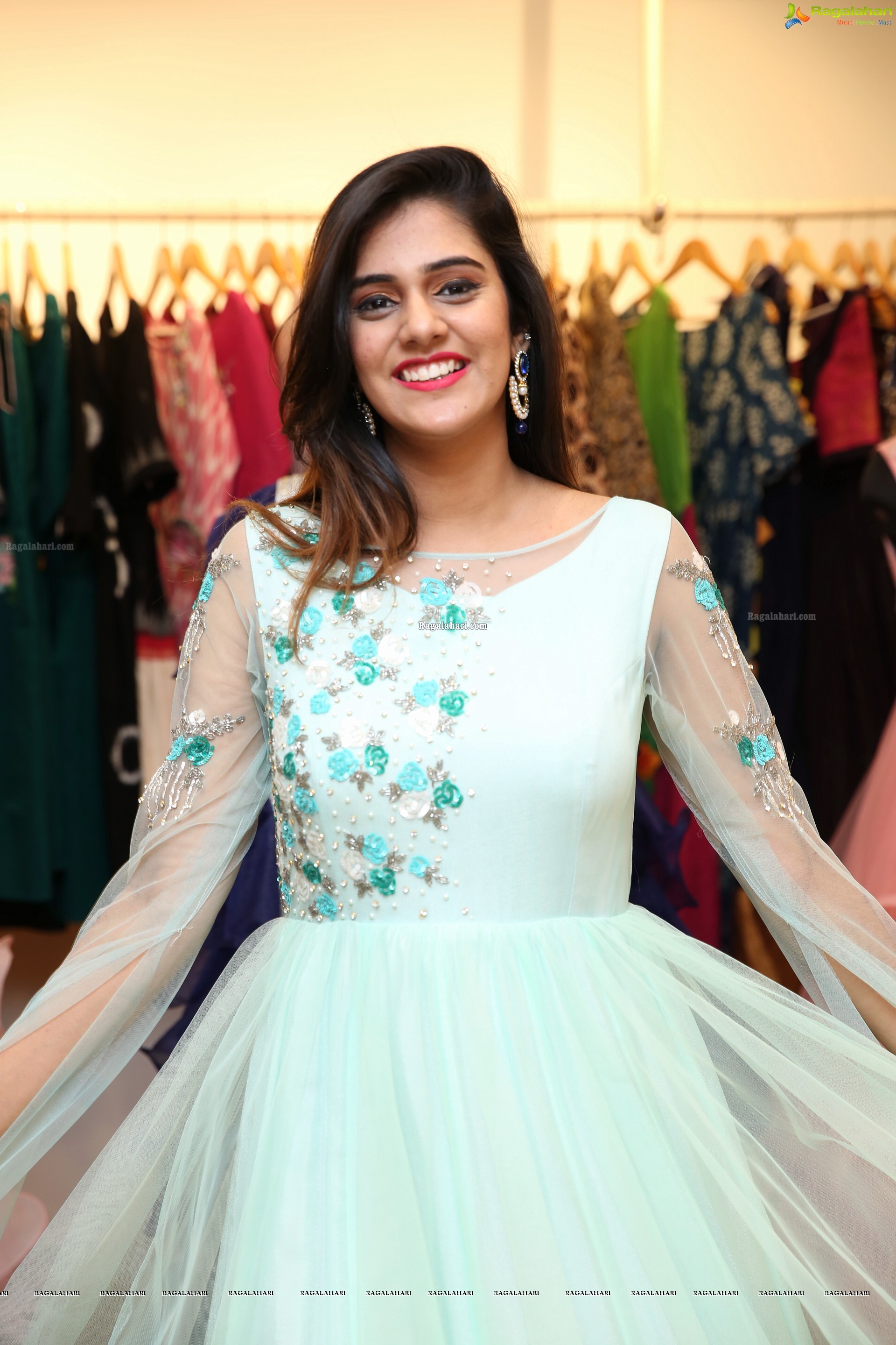 Kritya Sudha Karda @ Deepthi Ganesh's Spectacular Collection Launch - HD Gallery