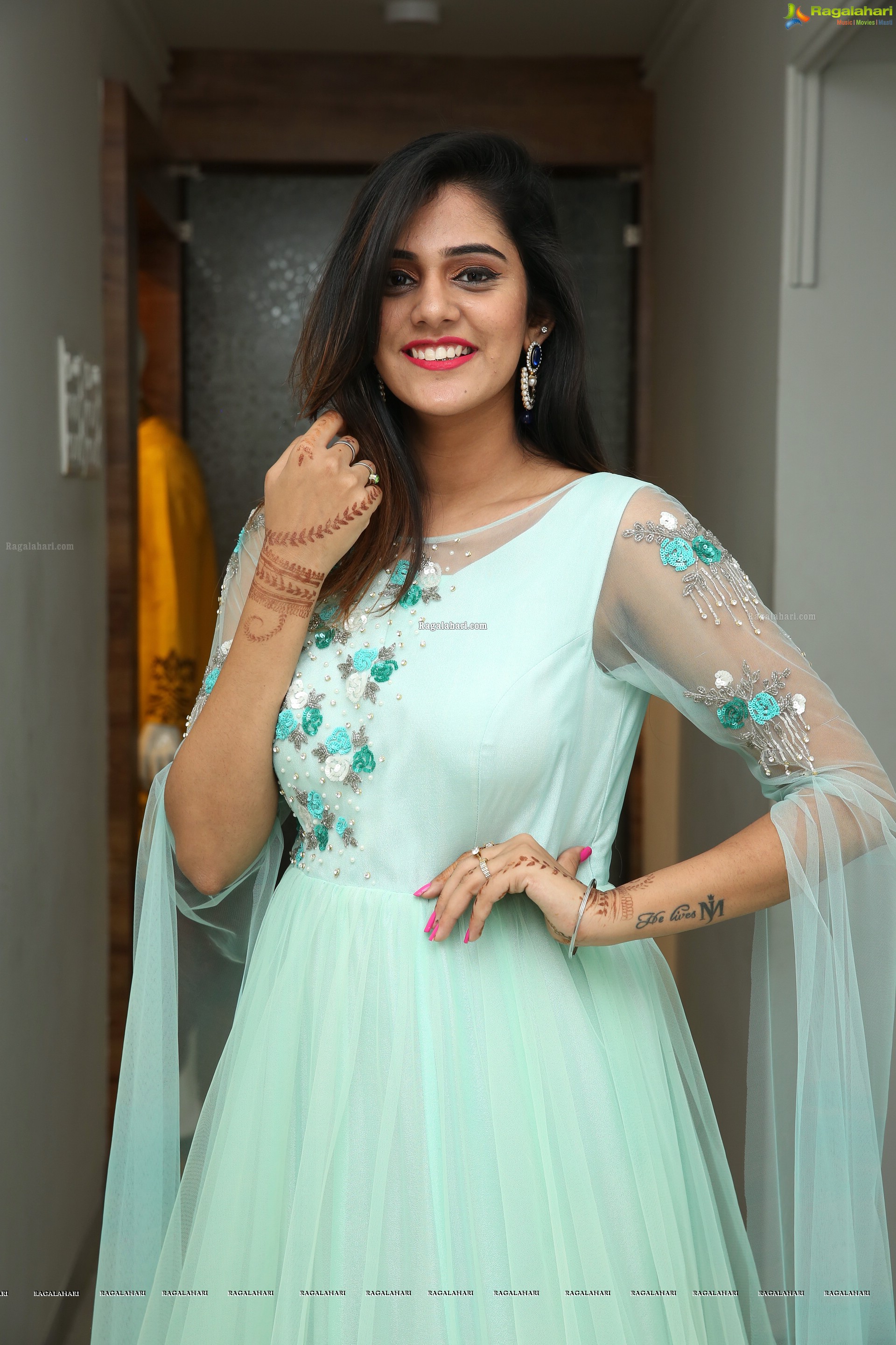 Kritya Sudha Karda @ Deepthi Ganesh's Spectacular Collection Launch - HD Gallery