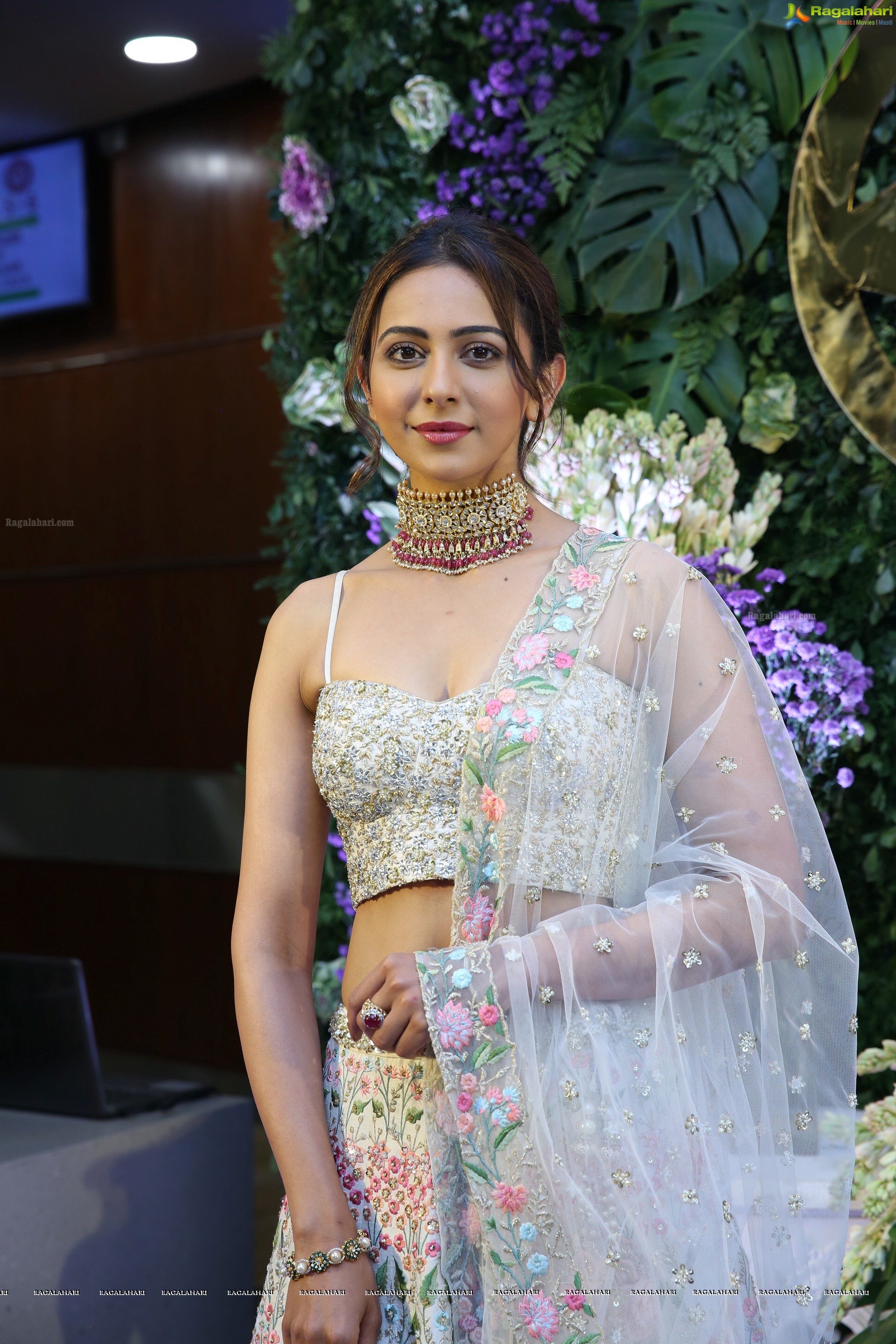 Rakul Preet Singh @ Saina Nehwal - P Kashyap's Wedding Reception  - HD Gallery