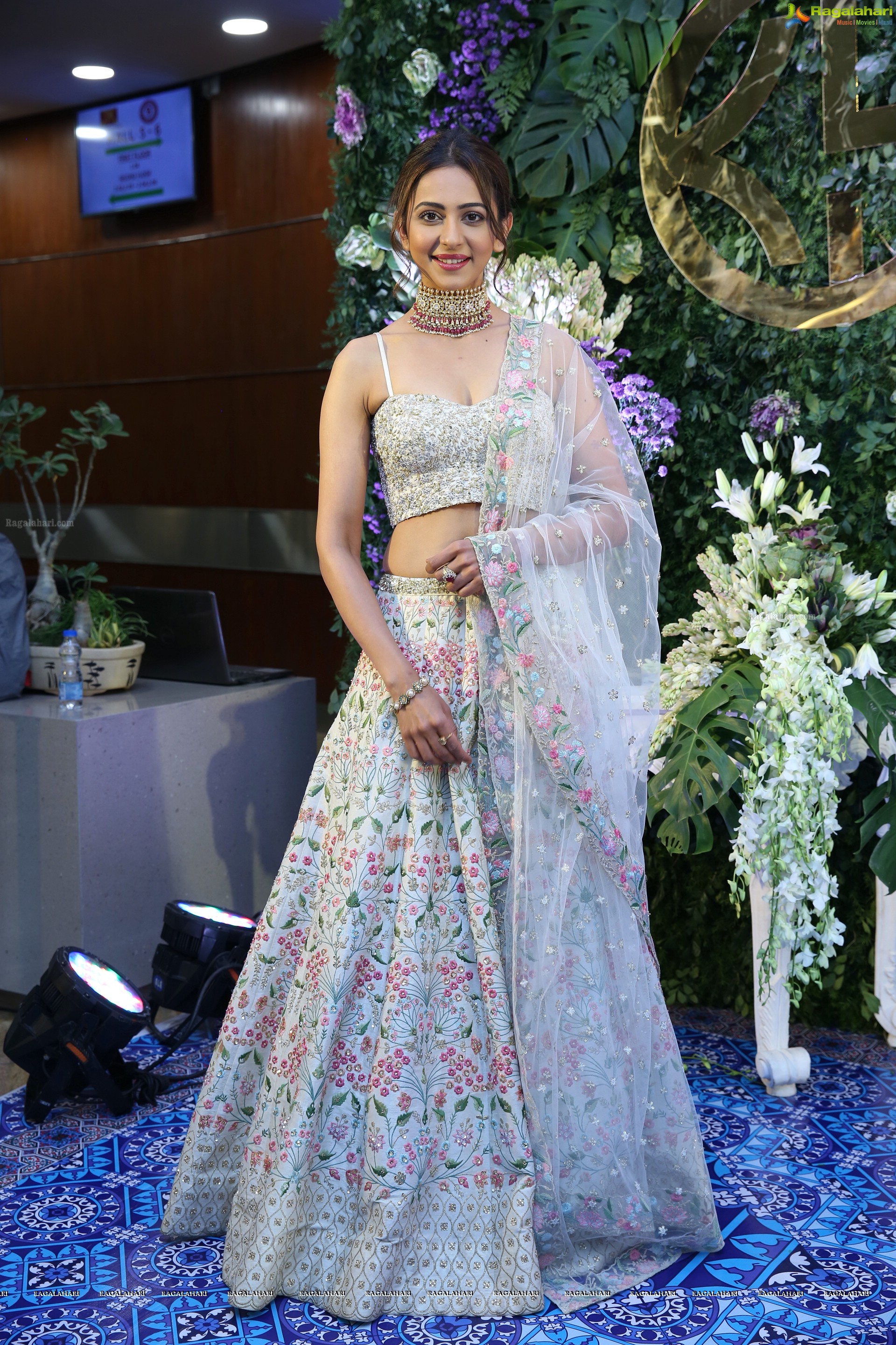 Rakul Preet Singh @ Saina Nehwal - P Kashyap's Wedding Reception  - HD Gallery