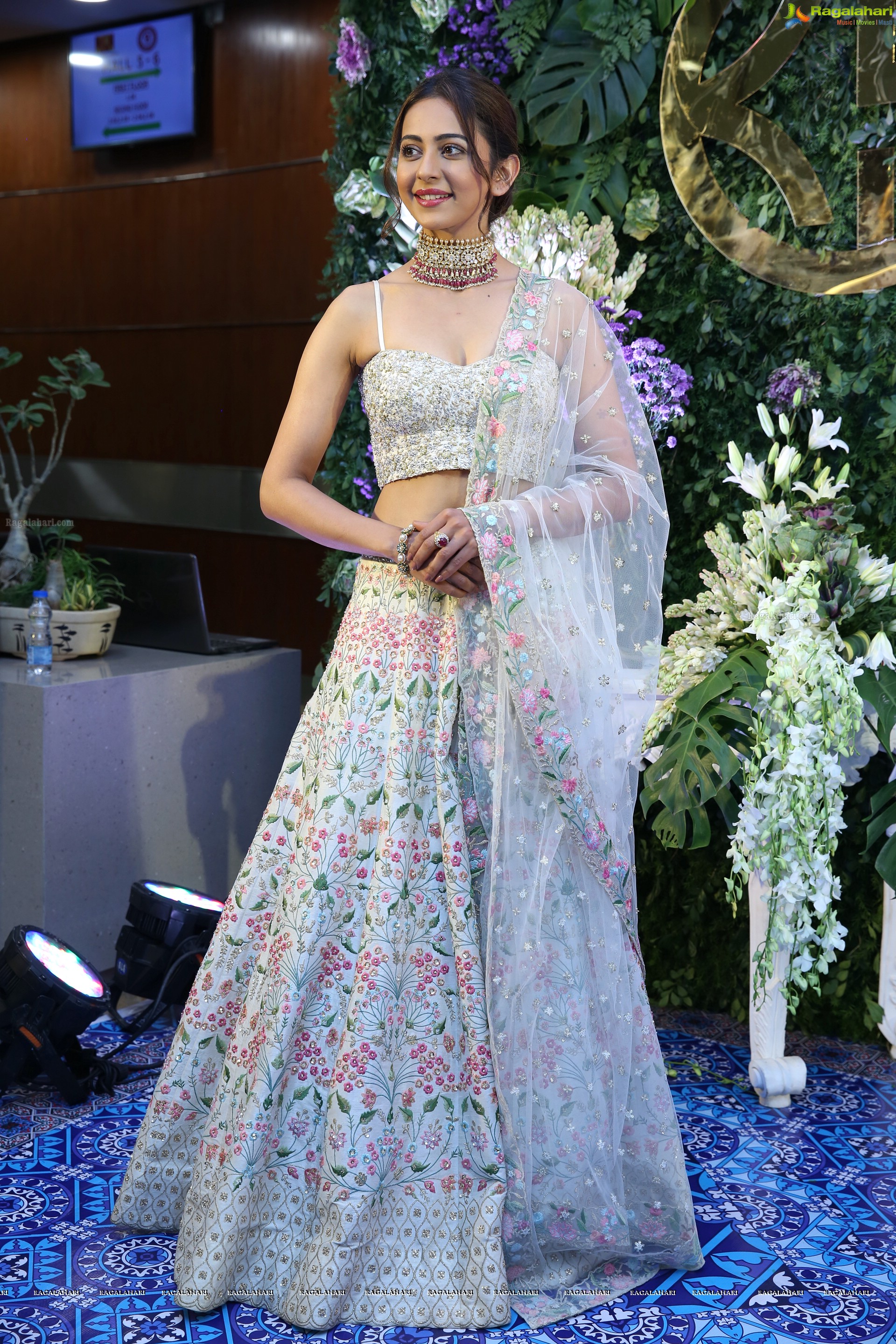 Rakul Preet Singh @ Saina Nehwal - P Kashyap's Wedding Reception  - HD Gallery