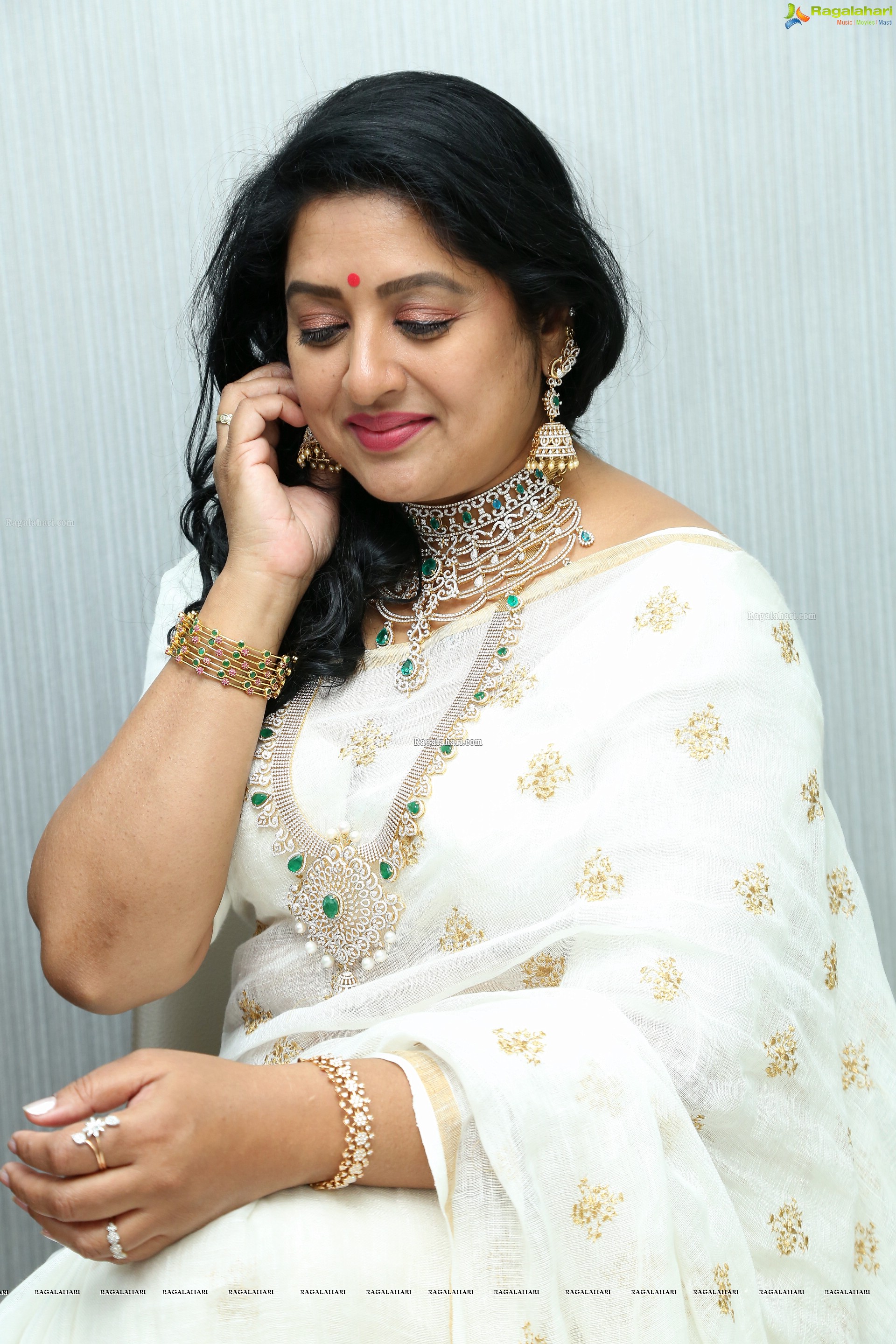Sana at Malabar Gold and Diamonds Artistry Jewellery Show - HD Gallery