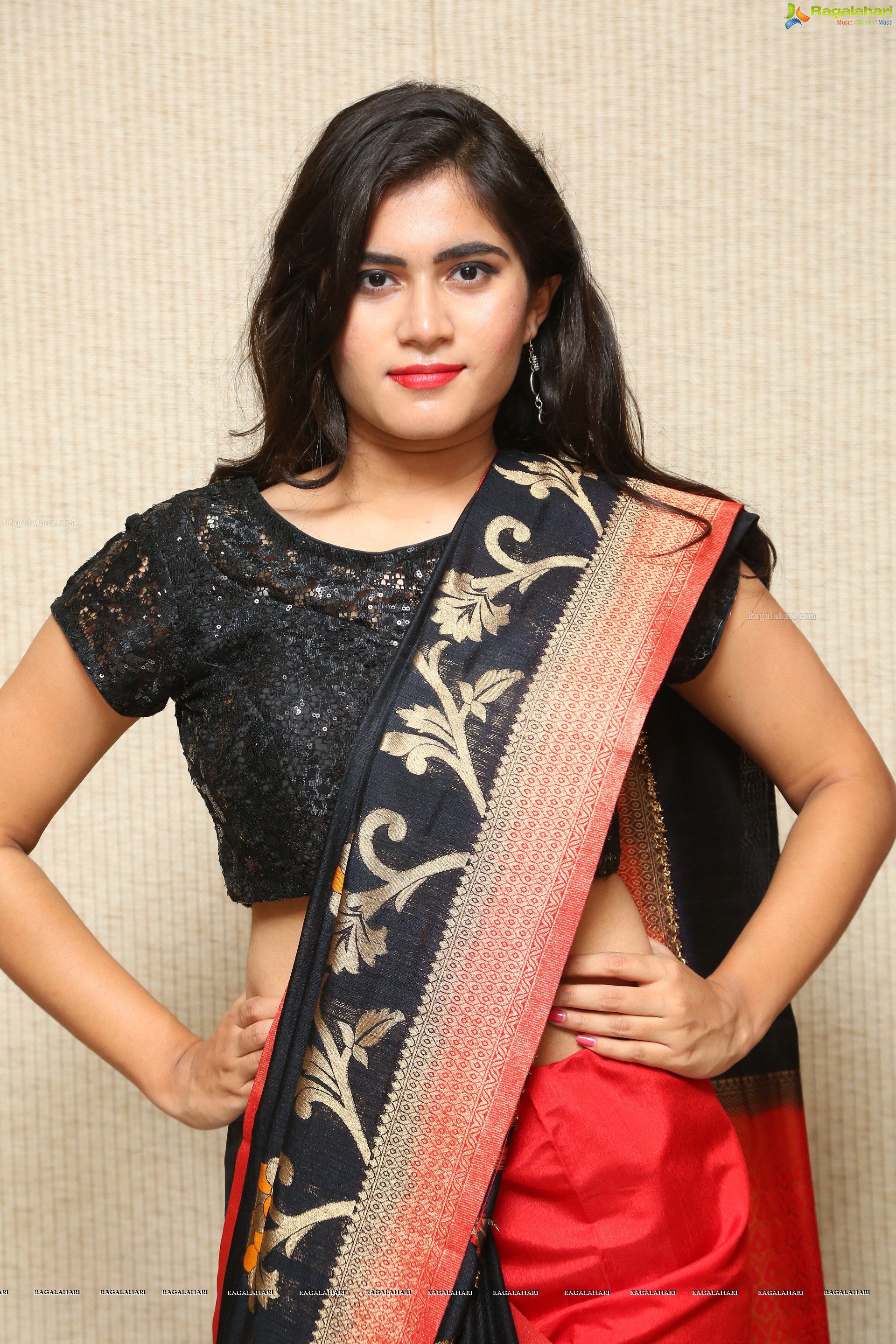 Tara Chowdary @ Kamalalaya Vastranidhi First Store Launch In Hyderabad - HD Gallery