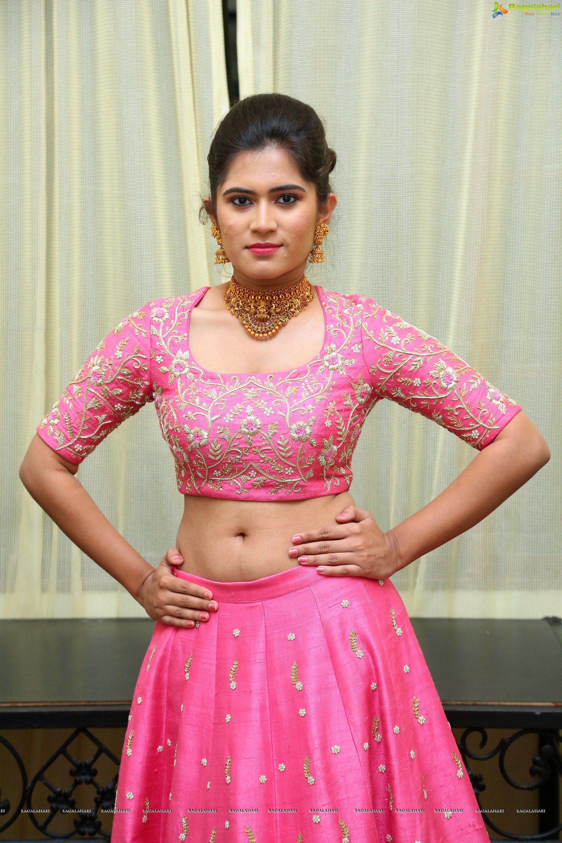 Tara Chowdary @ Mithra Couture Fashion Show - HD Gallery