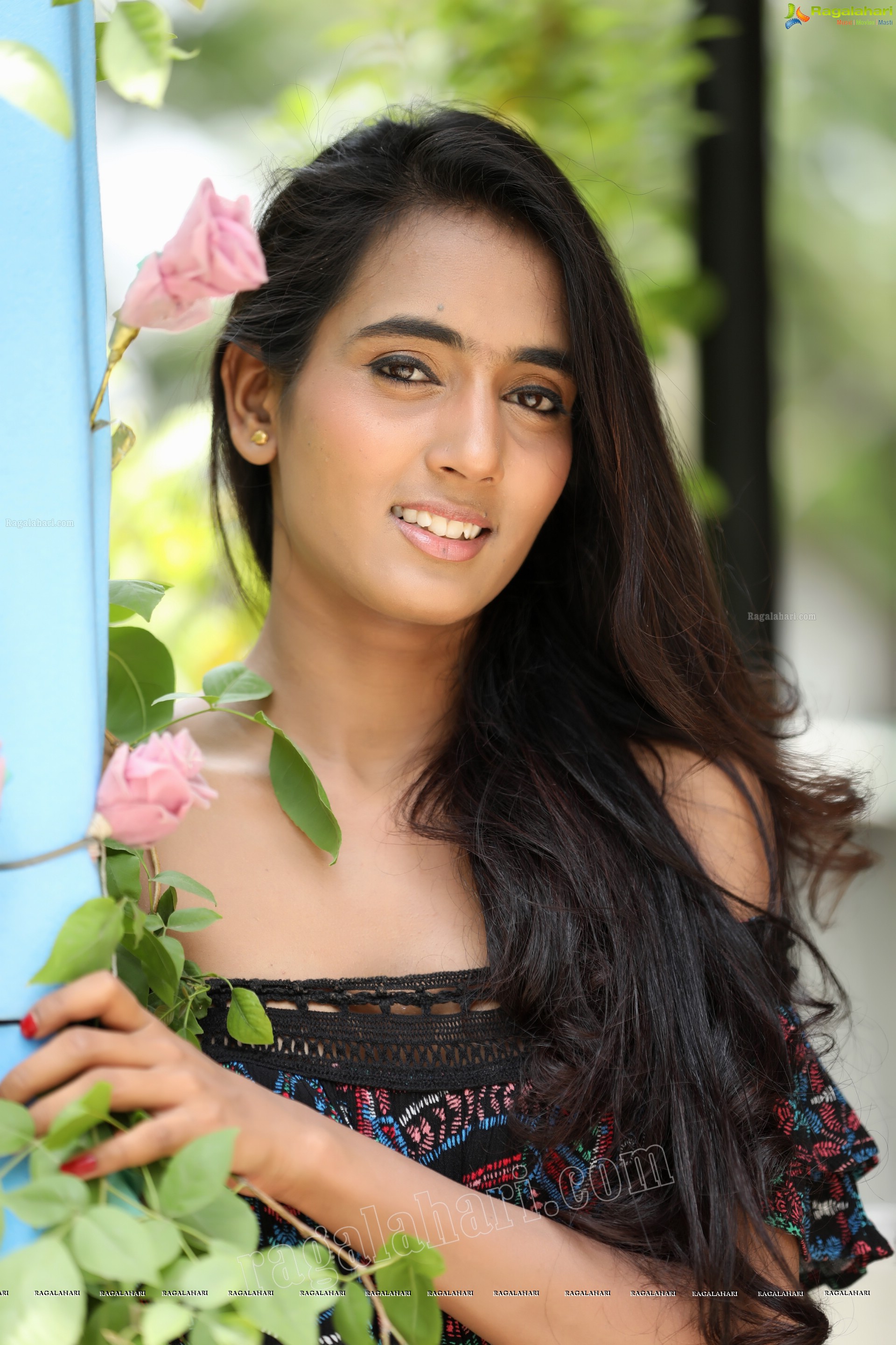 Bharathi Parlli (Exclusive Photo Shoot) (High Definition Photos)