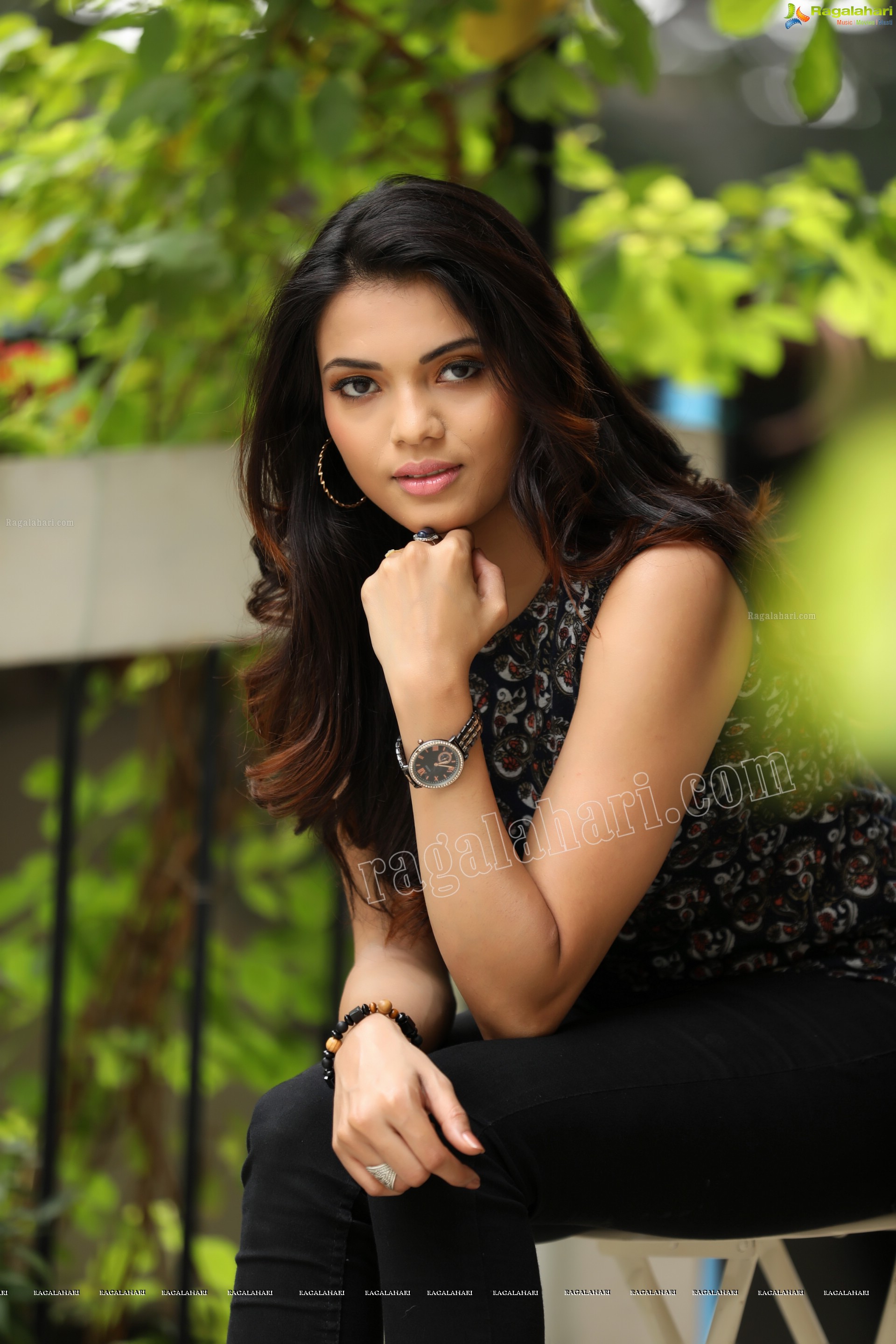 Sahithi Jadi (Exclusive Photo Shoot) (High Definition Photos)