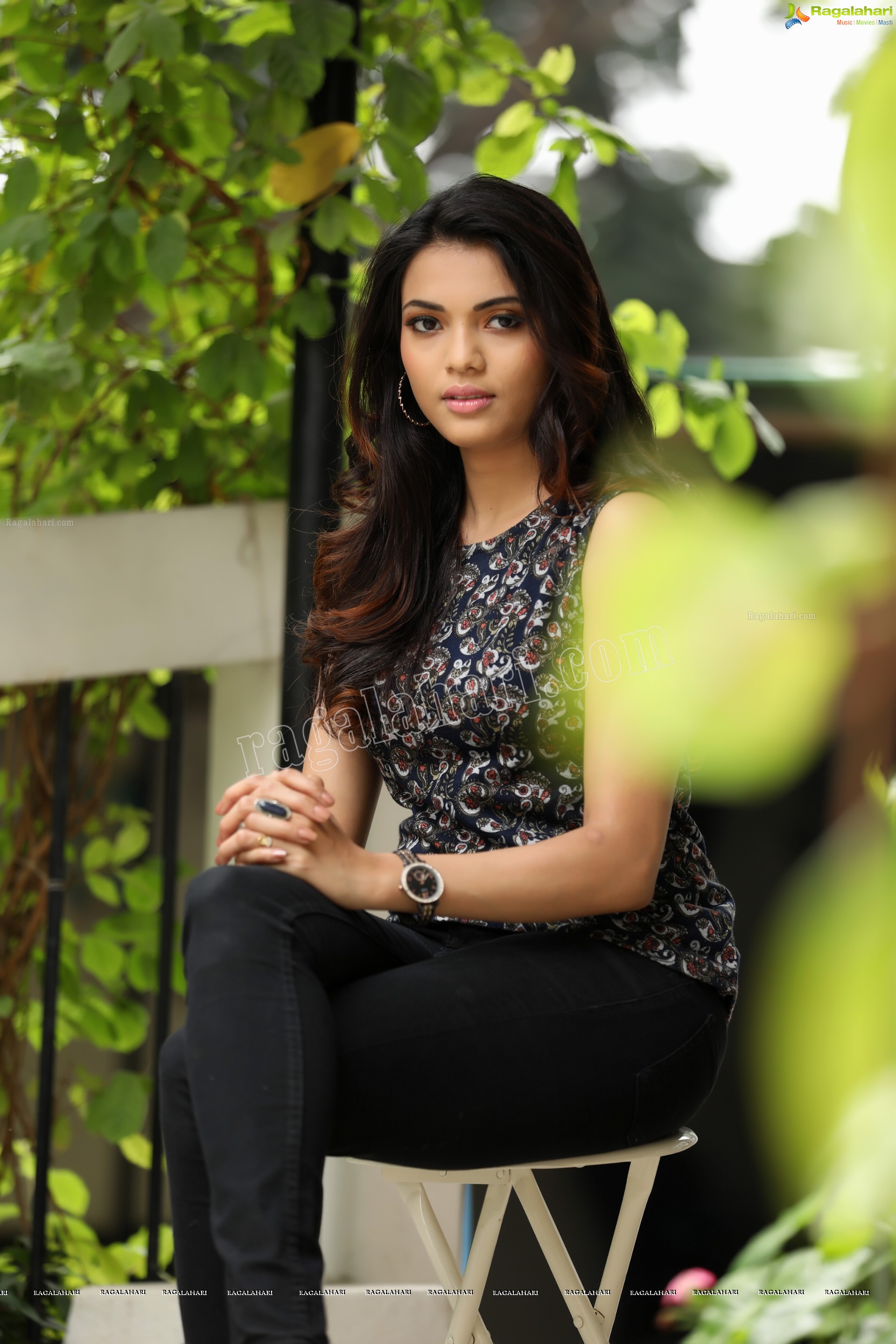 Sahithi Jadi (Exclusive Photo Shoot) (High Definition Photos)