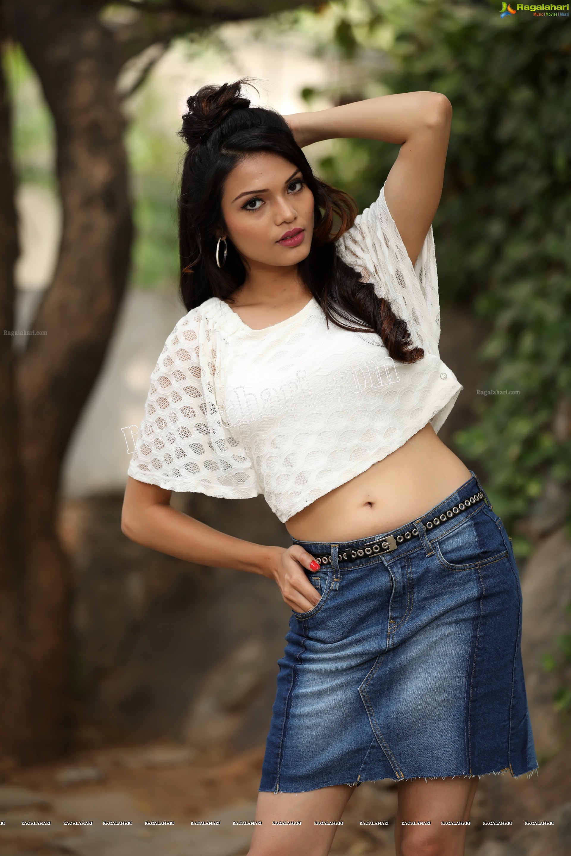 Sahithi Jadi (Exclusive Photo Shoot) (High Definition Photos)