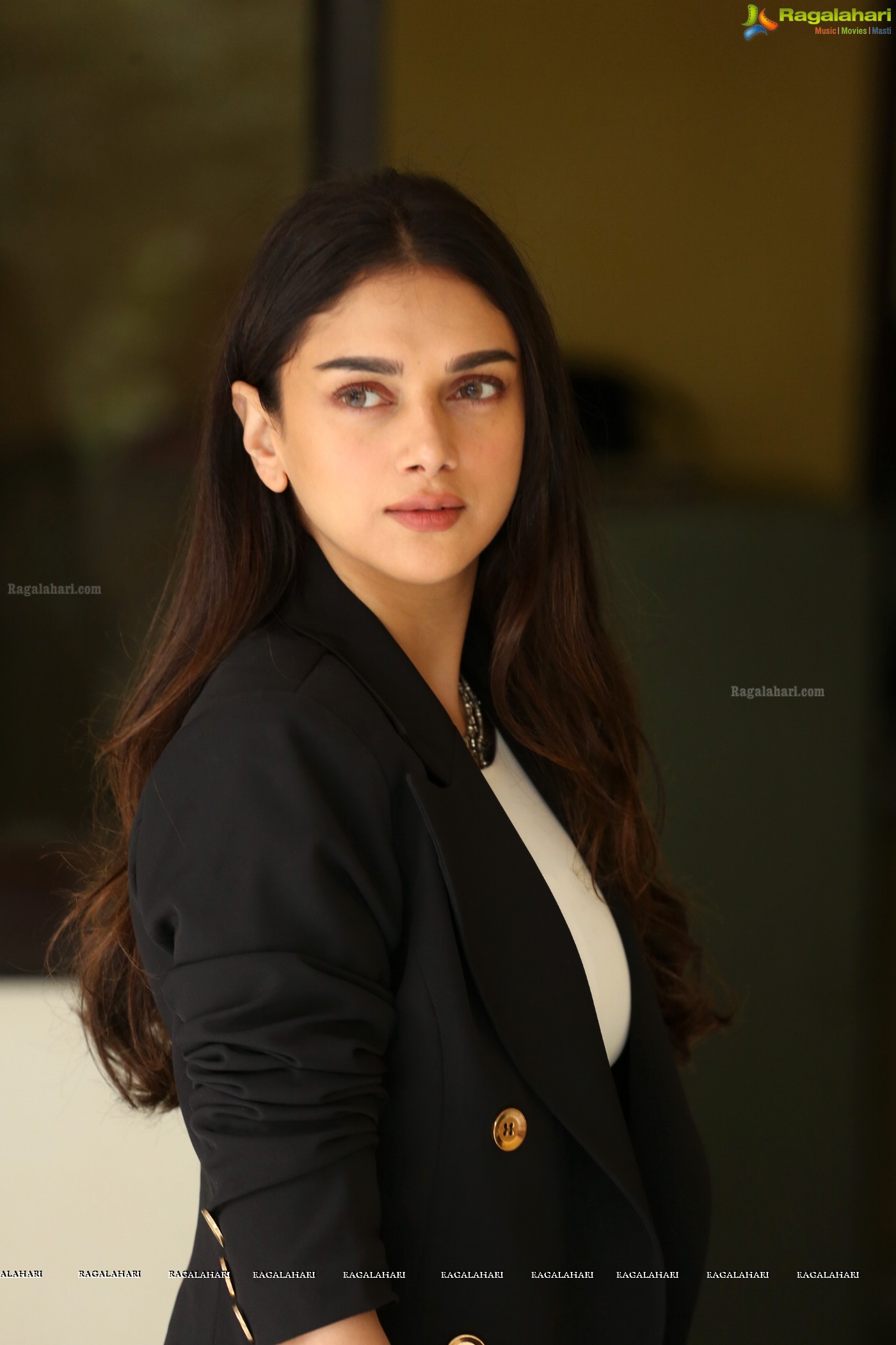 Aditi Rao Hydari (Hi-Resolution Posters) @ Antariksham 9000 KMPH Interview