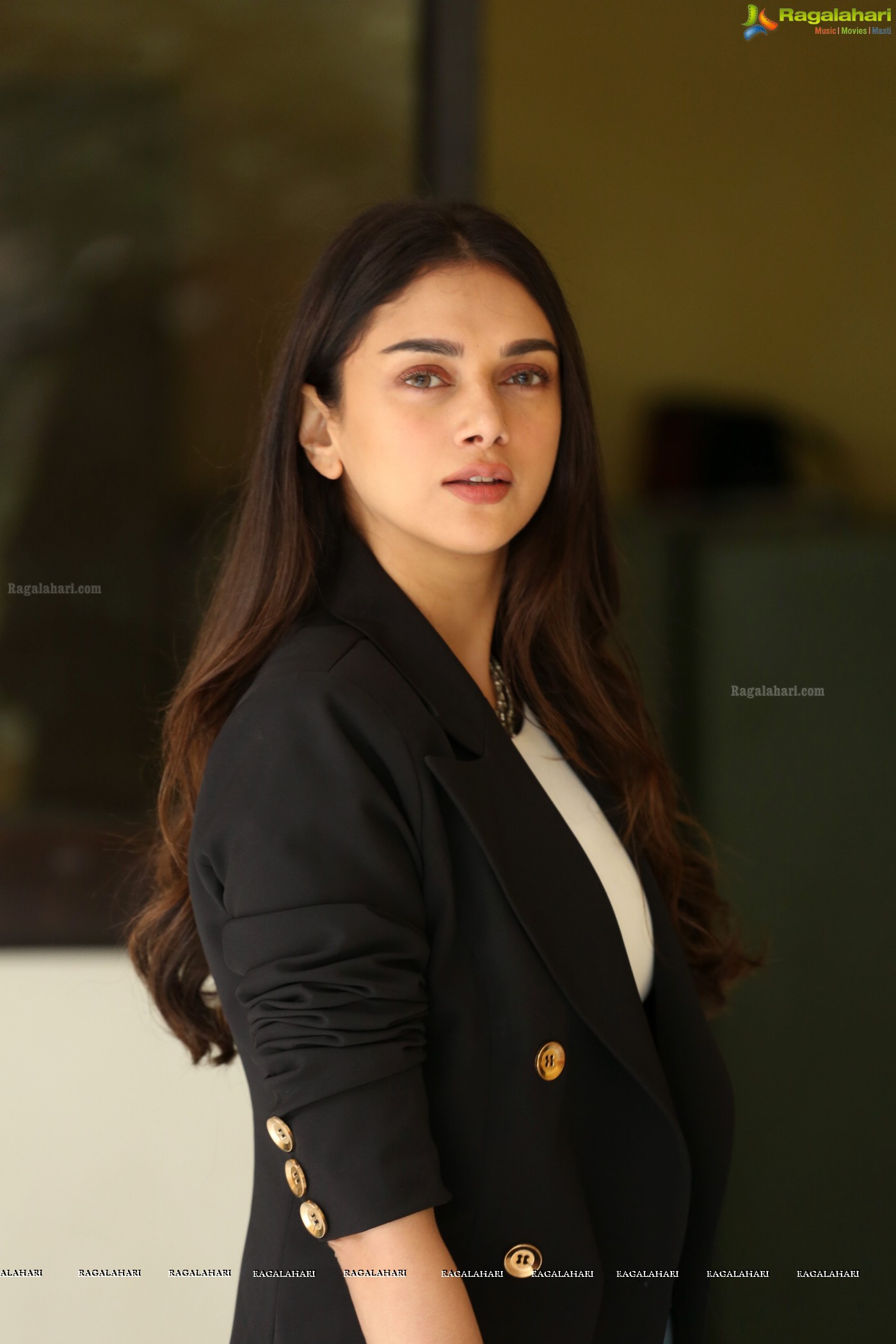 Aditi Rao Hydari (Hi-Resolution Posters) @ Antariksham 9000 KMPH Interview