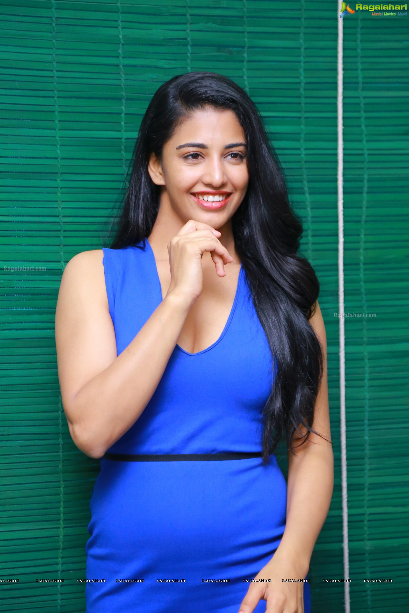 Daksha Nagarkar (Hi-Resolution Posters) @ Husharu Press Meet