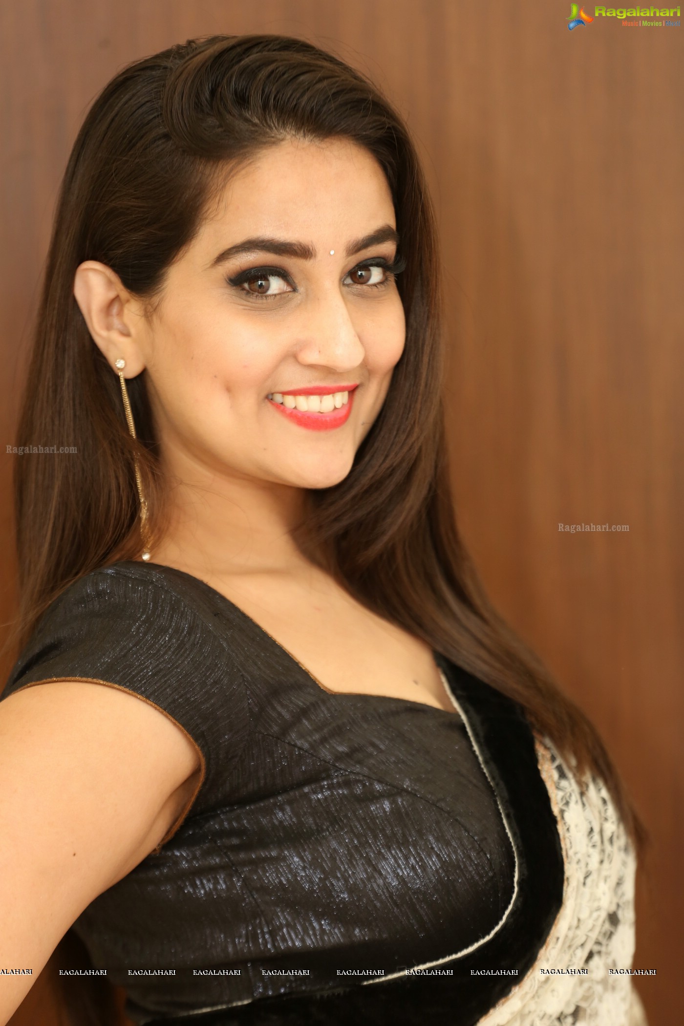 Manjusha (Hi-Resolution Posters) @ Shubhalekha+lu Press Meet