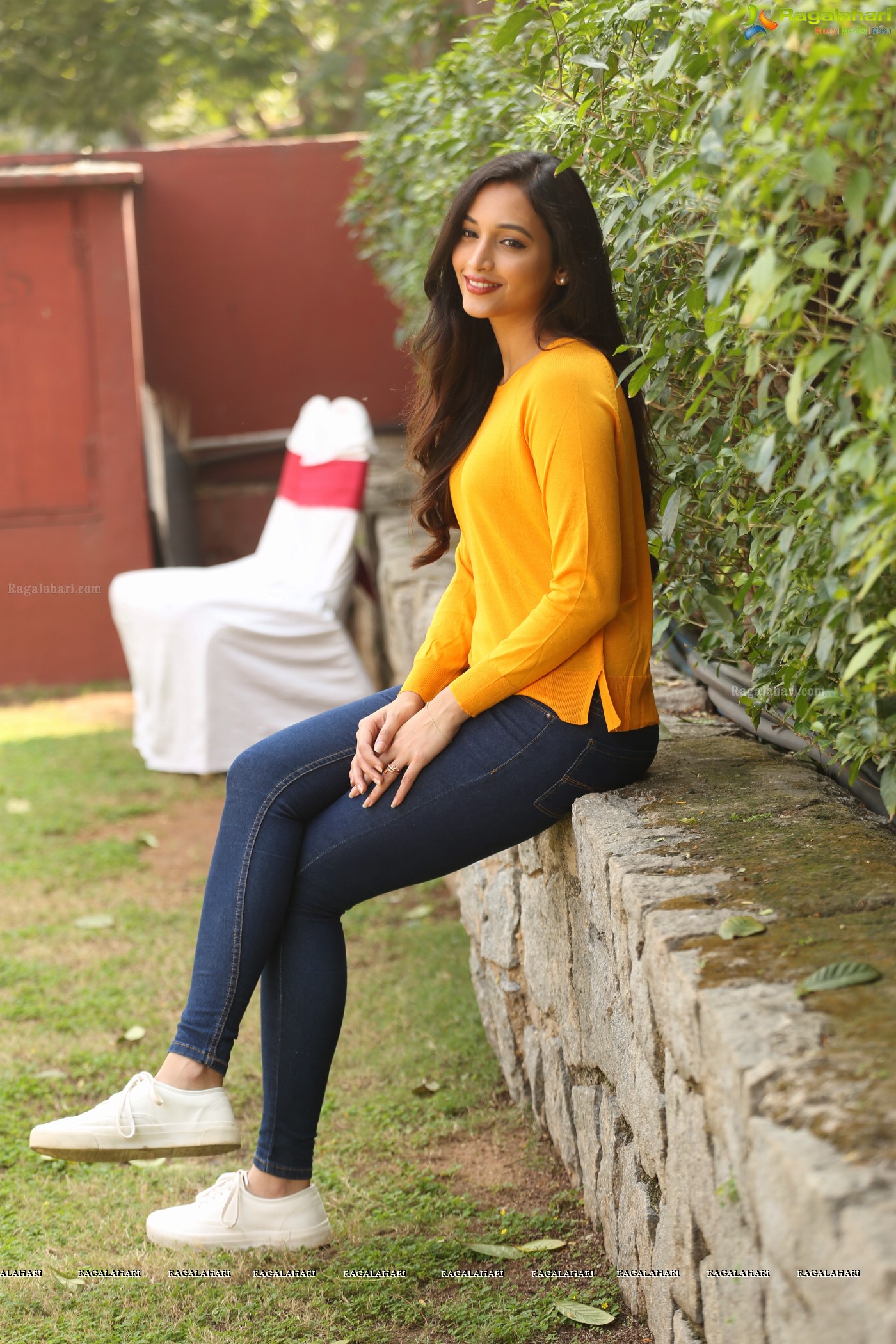 Srinidhi Shetty (Posters) @ KGF Success Meet