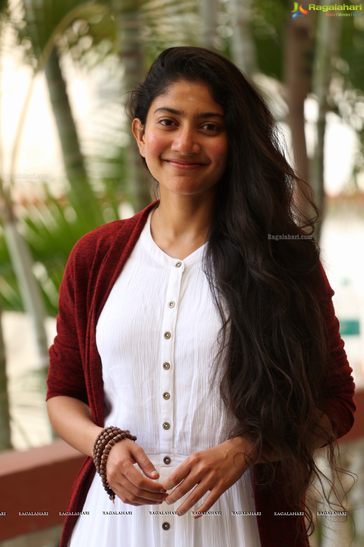 Sai Pallavi @ Padi Padi Leche Manasu Interview