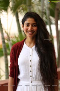 Sai Pallavi @ Padi Padi Leche Manasu Interview