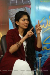 Sai Pallavi @ Padi Padi Leche Manasu Interview