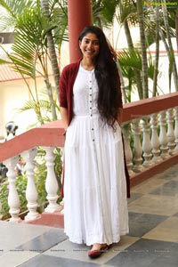 Sai Pallavi @ Padi Padi Leche Manasu Interview