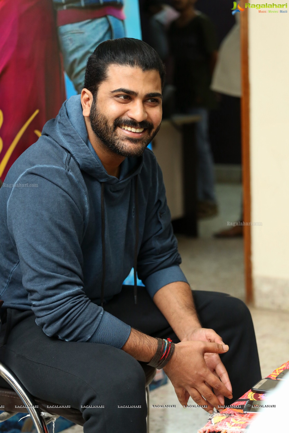 Sharwanand @ Padi Padi Leche Manasu Interview