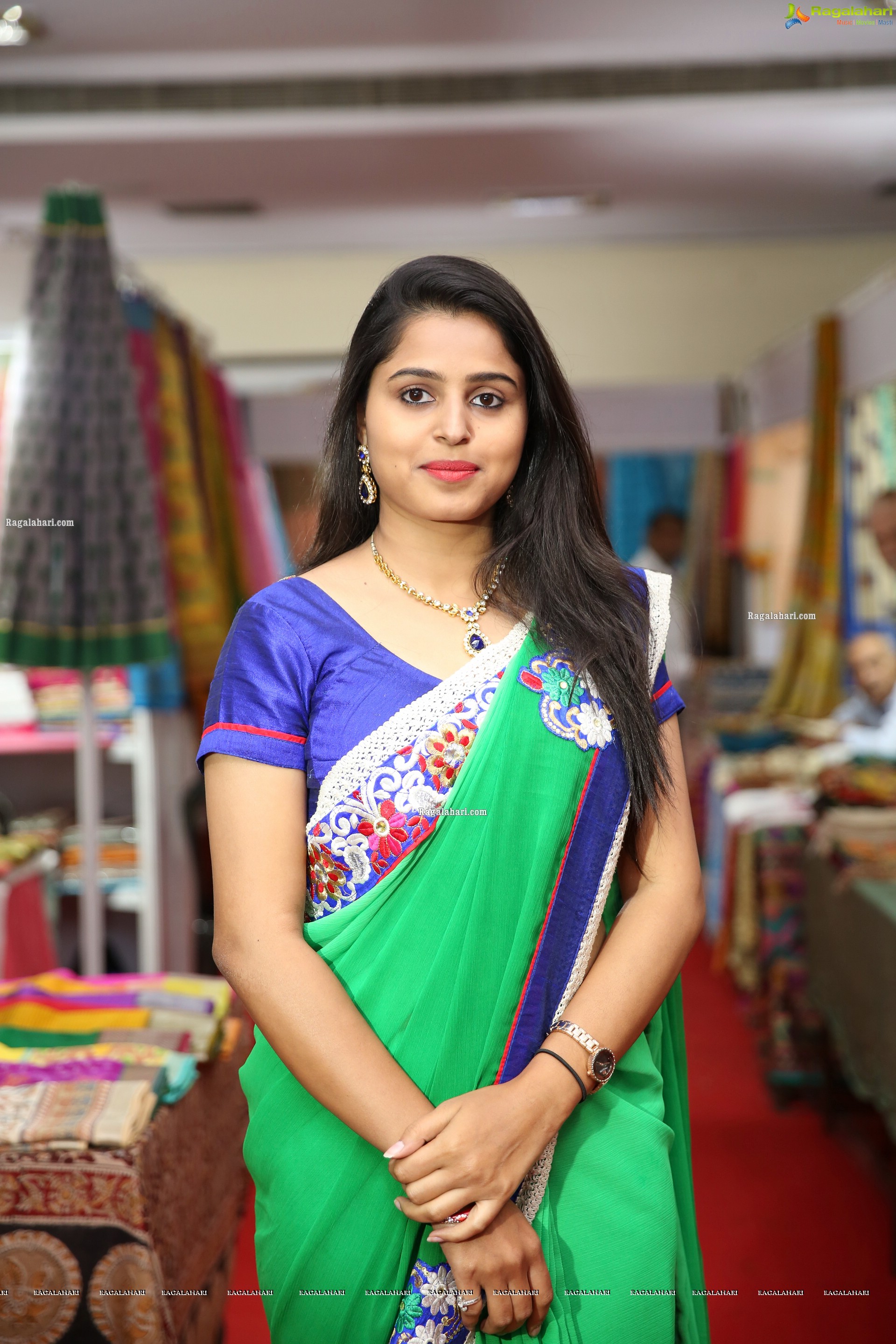 Alka Rathore at Indian Silk Expo Launch at TTD Kalyana Mandapam - HD Gallery
