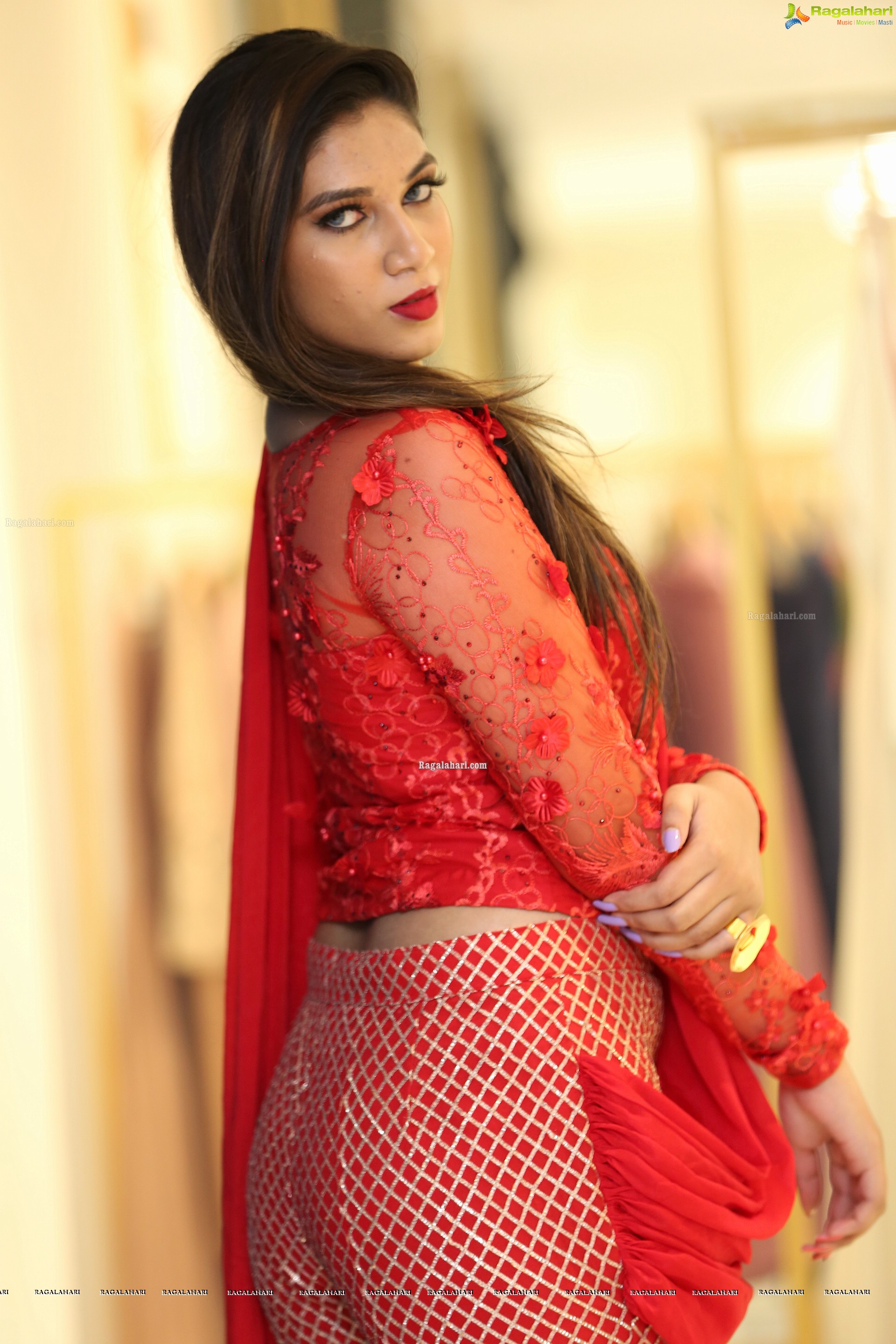 Hasini Chowdary at Atelier Fashion Showcase at Sarath City Mall - HD Gallery