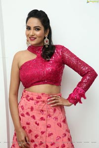 Himaja at Salon Hair Crush Launch