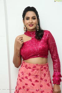 Himaja at Salon Hair Crush Launch