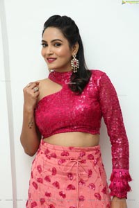 Himaja at Salon Hair Crush Launch